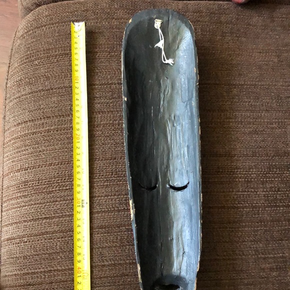 HAND CARVED AFRICAN BENIN TRIBE LING MASK